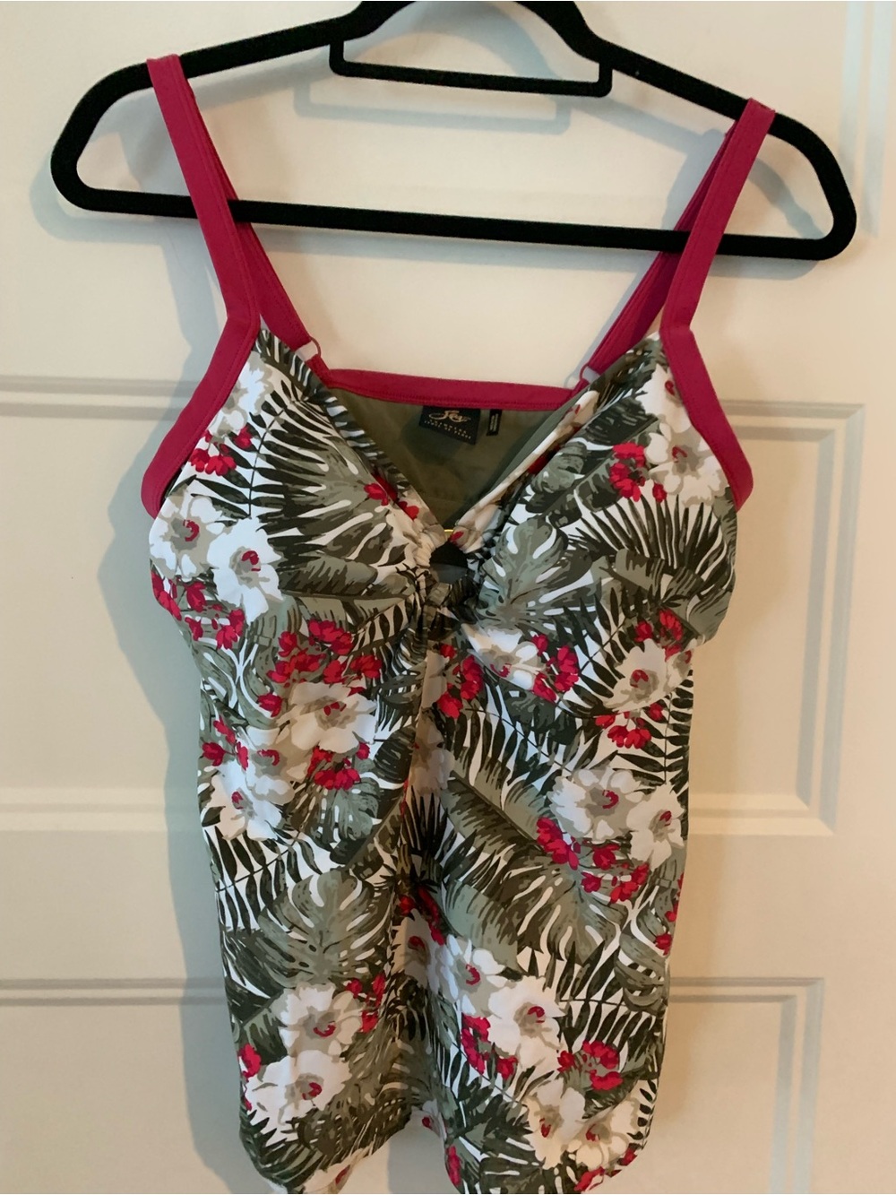 Sea tm, Women's tankini top in the comors of fushia / cream and greens